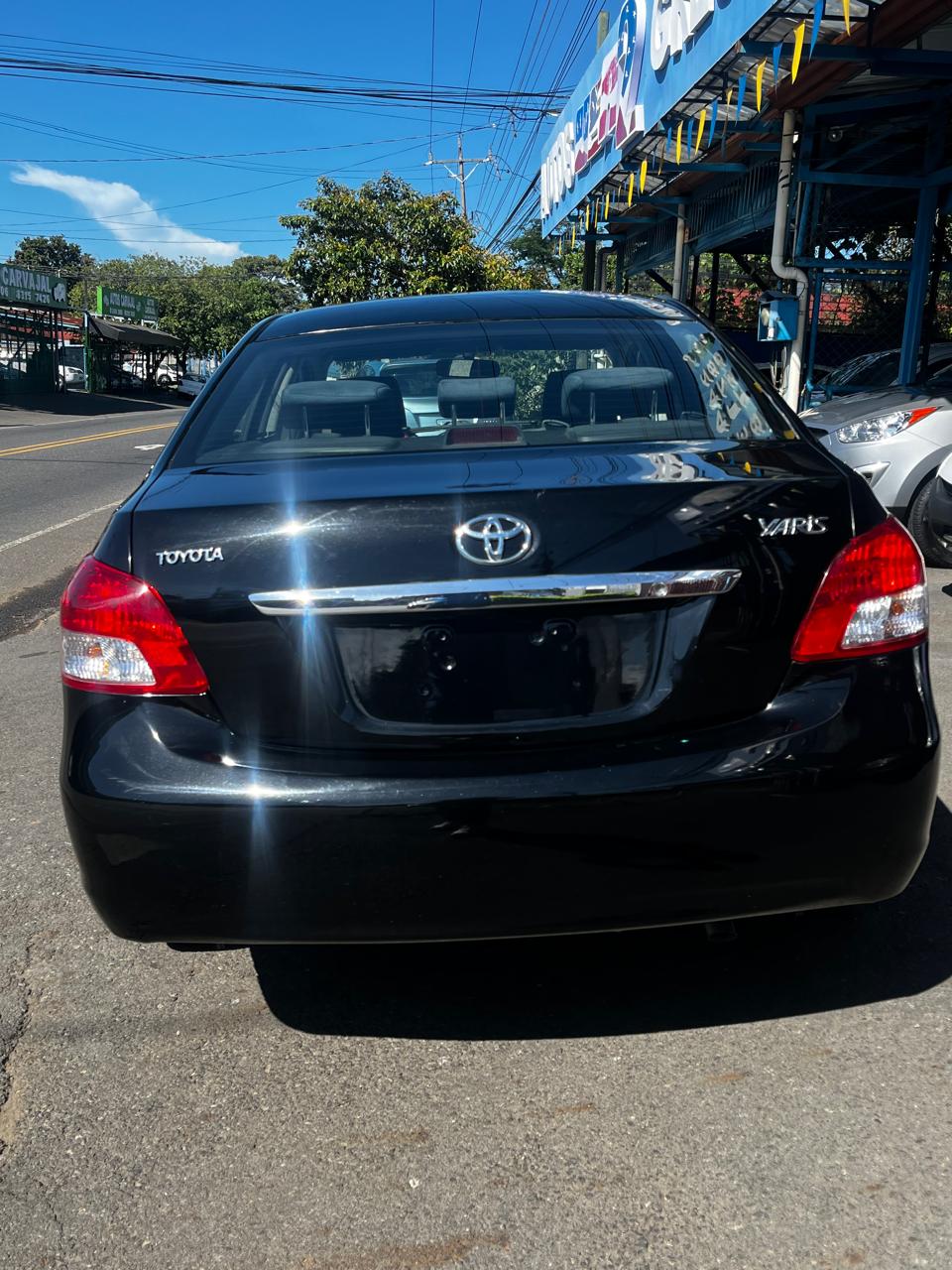 TOYOTA YARIS 2009