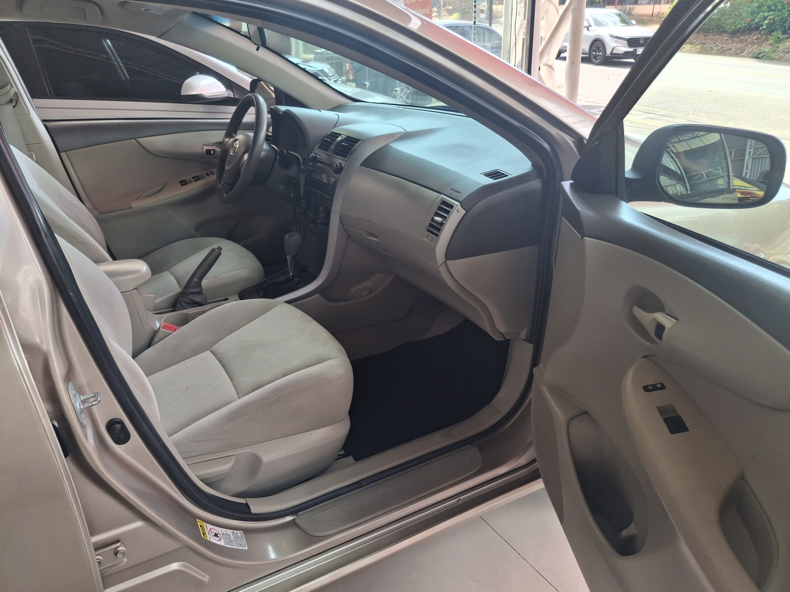 2009 TOYOTA COROLLA - C9673