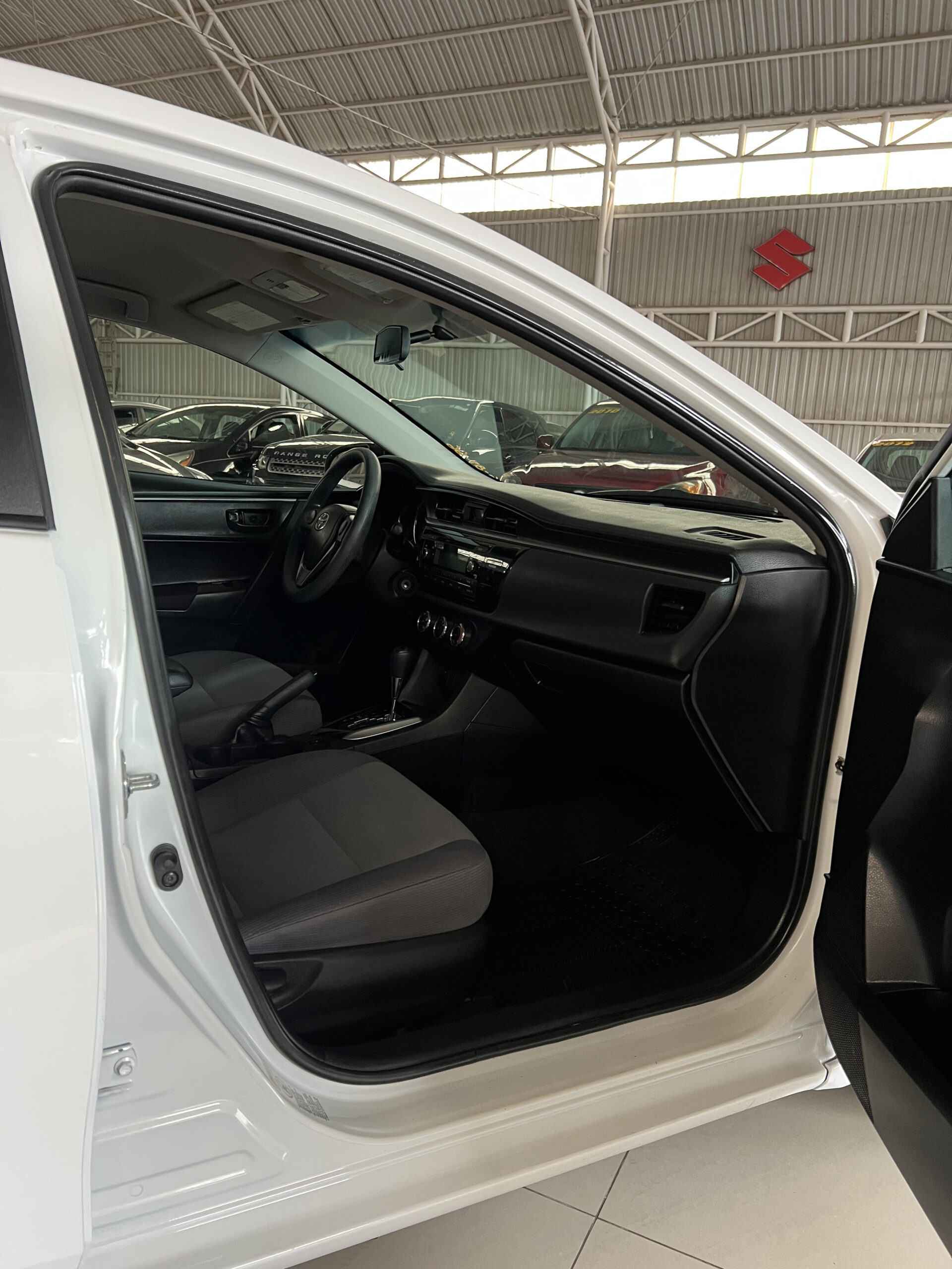 2014 TOYOTA COROLLA L - C3689