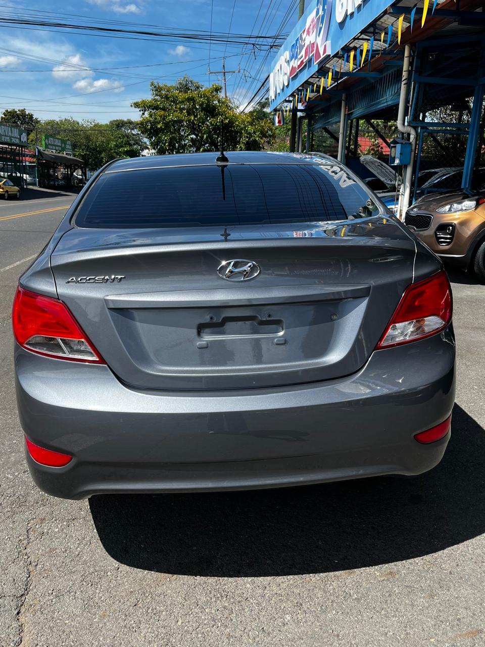 HYUNDAI ACCENT 2016