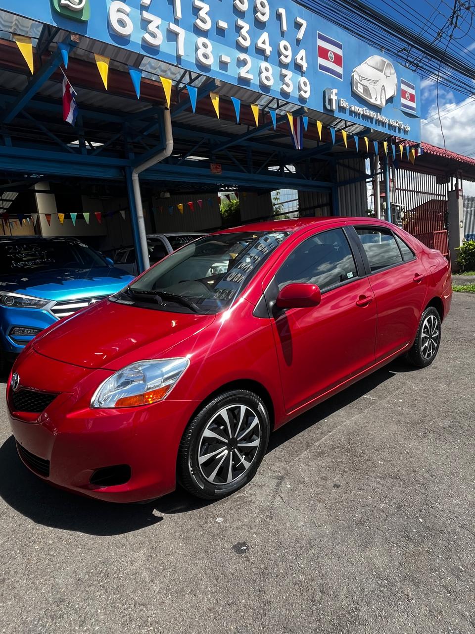 TOYOTA YARIS 2010