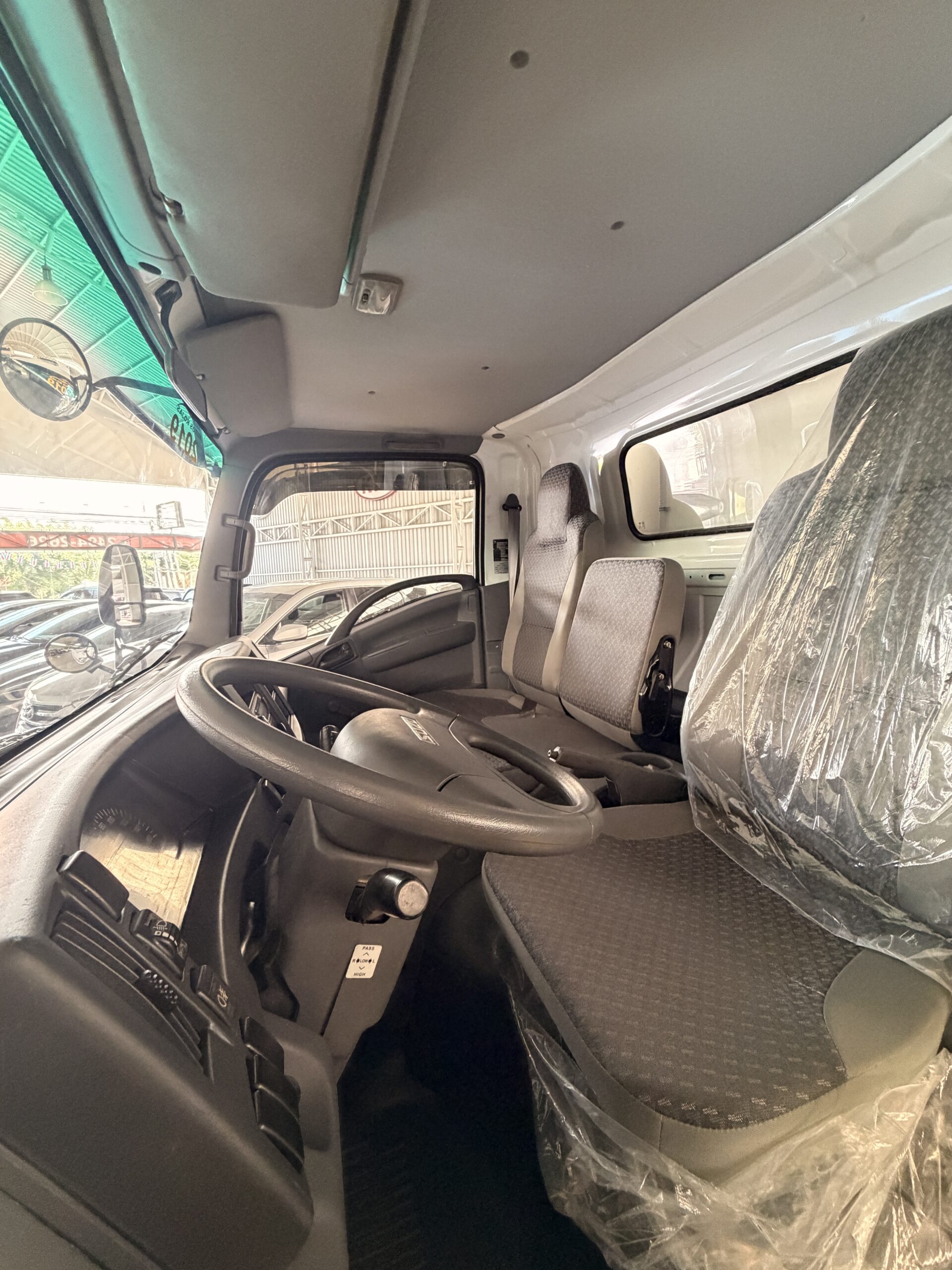2019 ISUZU KV600 REFRIGERADO - C8896