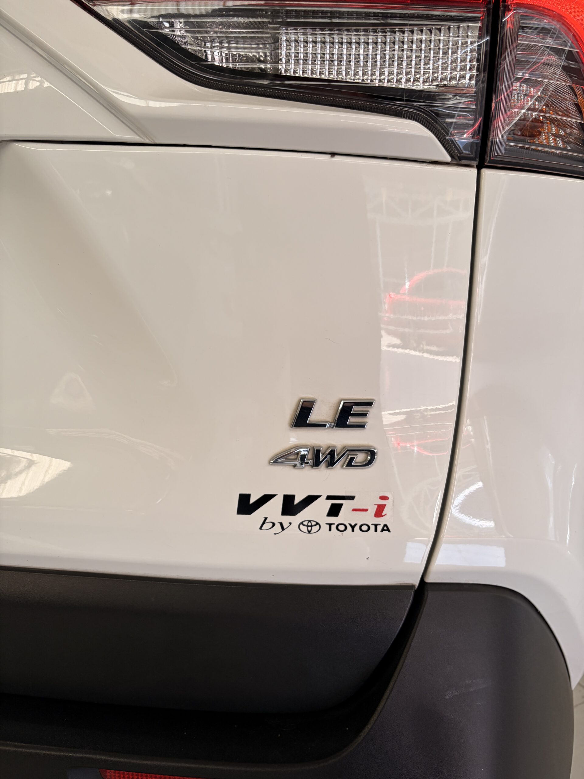 2023 TOYOTA RAV4 LE - C B498
