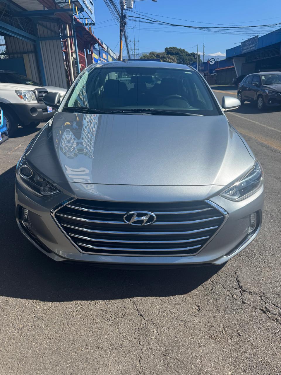 HYUNDAI ELANTRA 2018